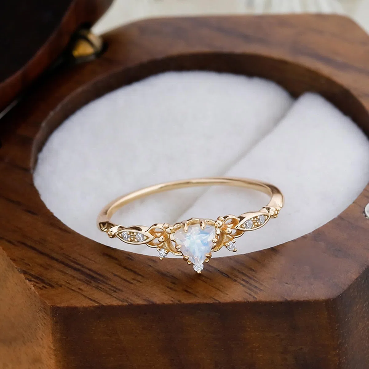Anillo de compromiso de oro de 9 quilates, 14 quilates y 18 quilates para mujer, anillo vintage de filigrana y piedra lunar, oro auténtico
