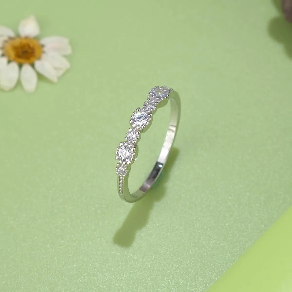 Delicado anillo para mujer, anillo de plata con corte redondo, diamante de laboratorio, platino 950, talla 54 (17,2)
